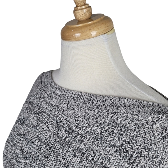 GAP Sweater Pullover Knit Grey Sz Medium - Picture 5 of 7